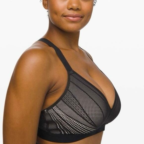 Lululemon NEW Awake to Lace Bra Size 32C Black and Barely Beige - Picture 5 of 11